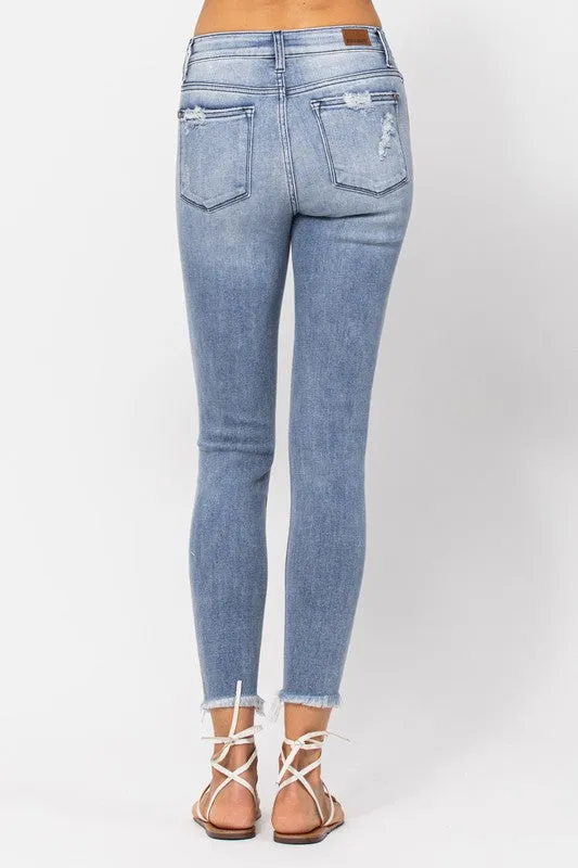 JB125 - CURVY SKINNY DESTROYED JEANS